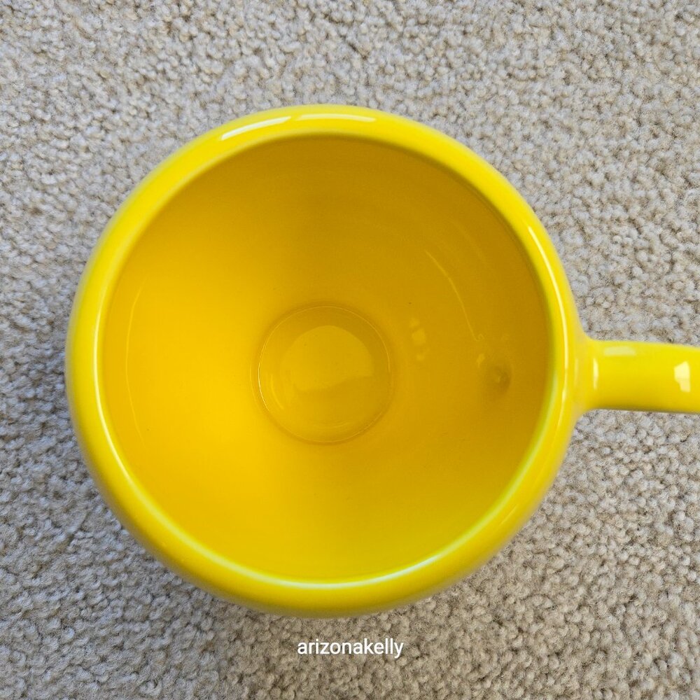 Unused Large Smiley Mug - Picture 2 of 3